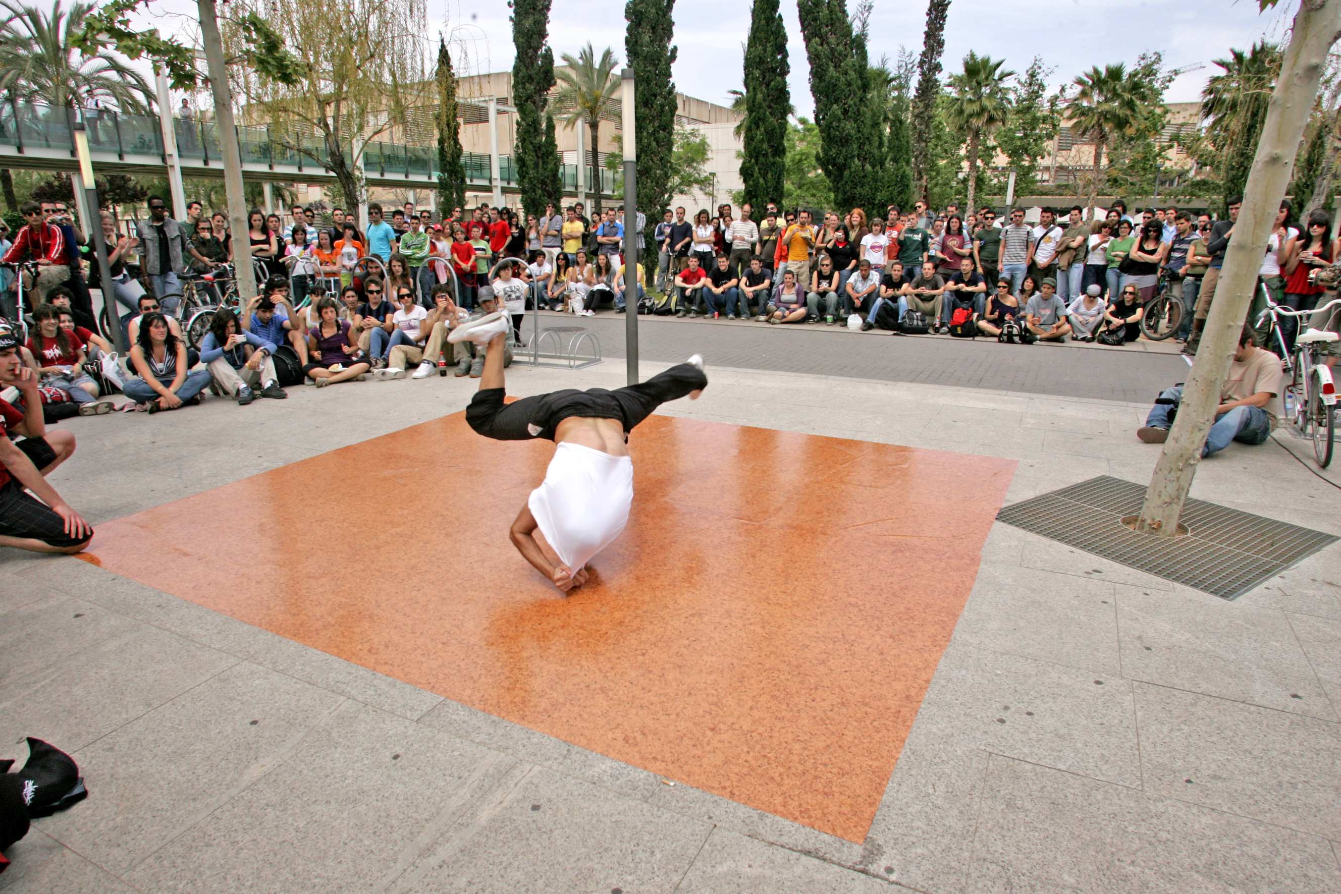 Break Dance 4